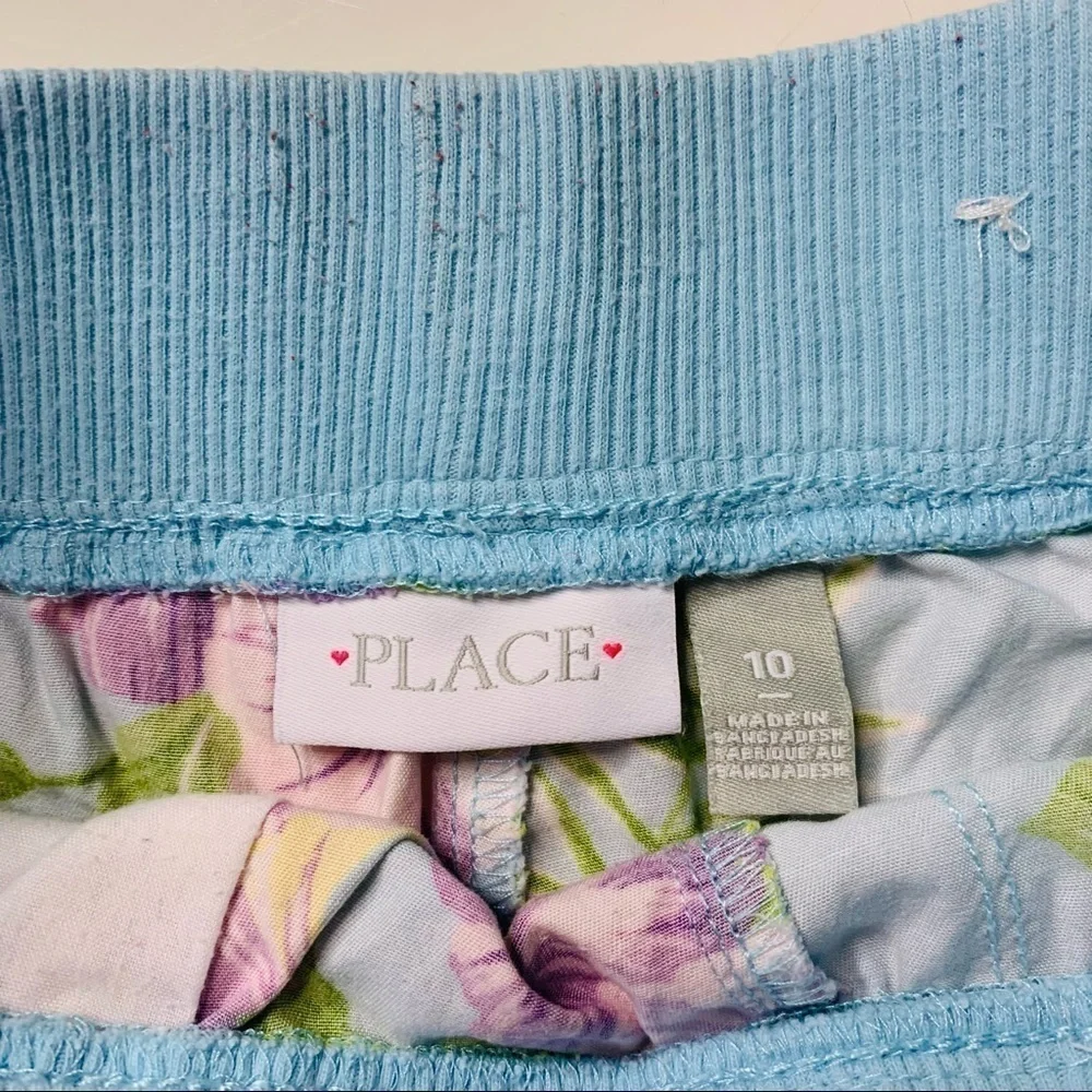 The children’s Place Bundle 2 Girls casual shorts size 10 blue print